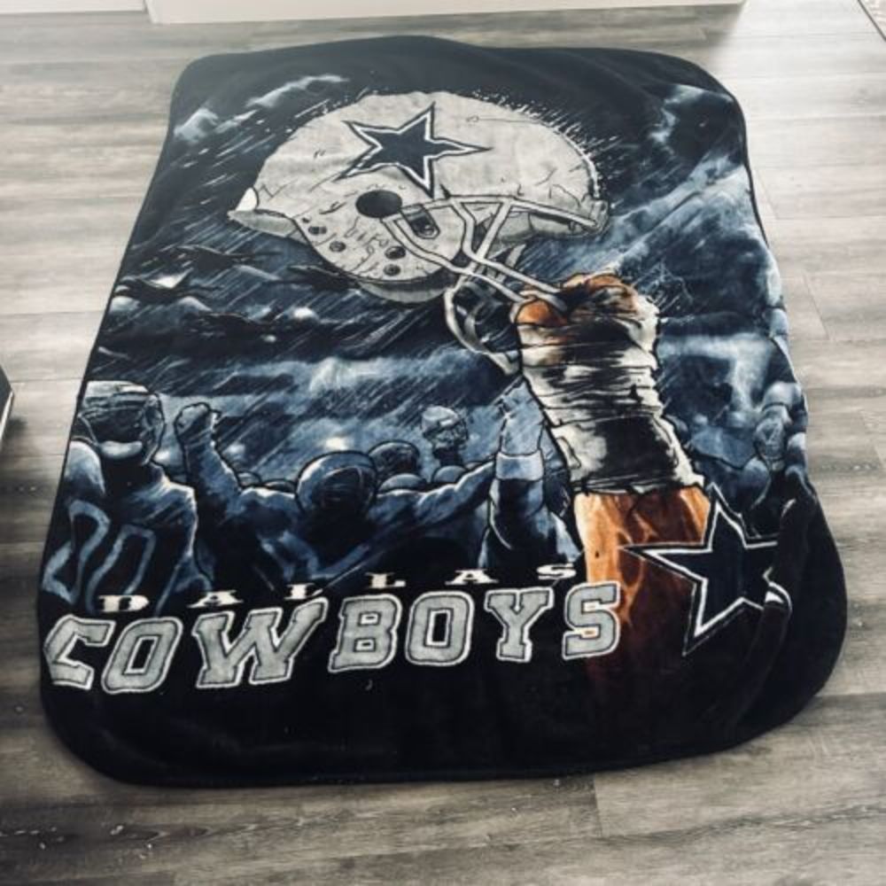 Vintage Dallas Cowboys Fleece Throw Blanket Fleece‎ 56 x 50” Polyester Acrylic